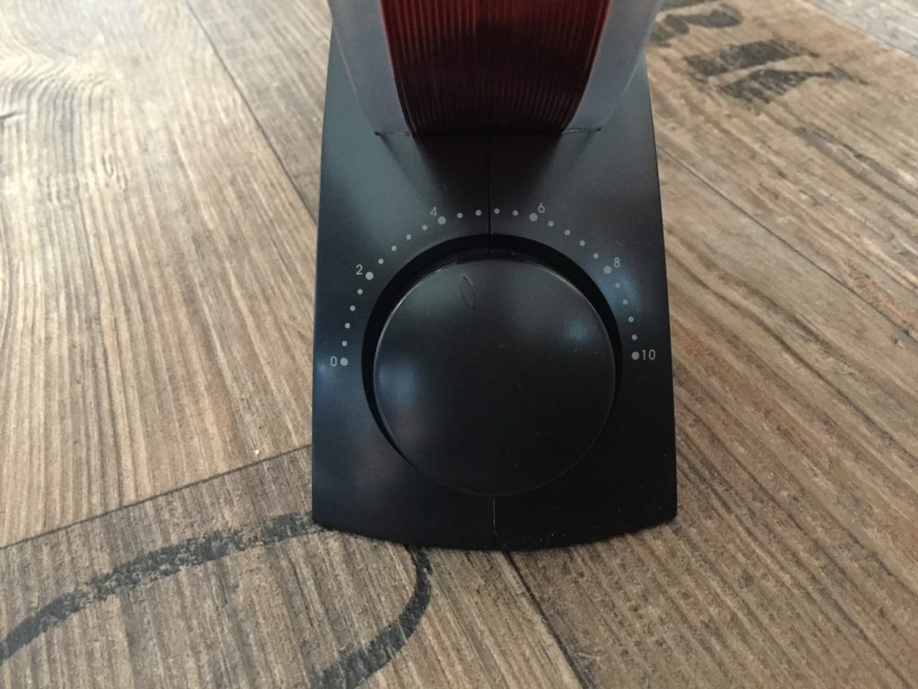 Abstimmknopf an der Seite der TECSUN AN-200