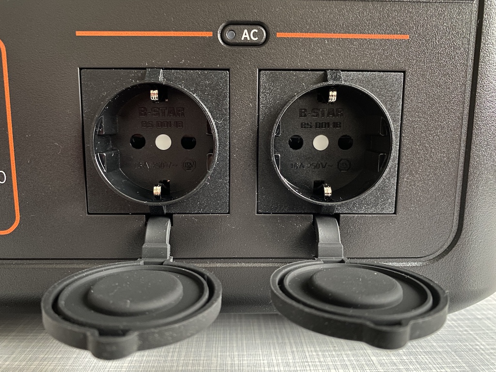 Detailansicht 220V - Schuko - Steckdosen