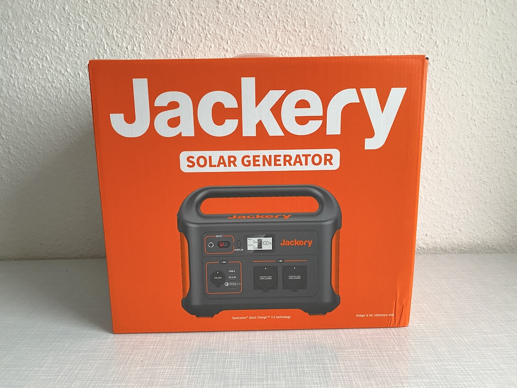 Jackery Solar Generator Originalverpackung Vorderseite
