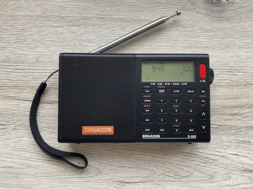 Sihuadon / XHDATA D-808 Weltempfänger